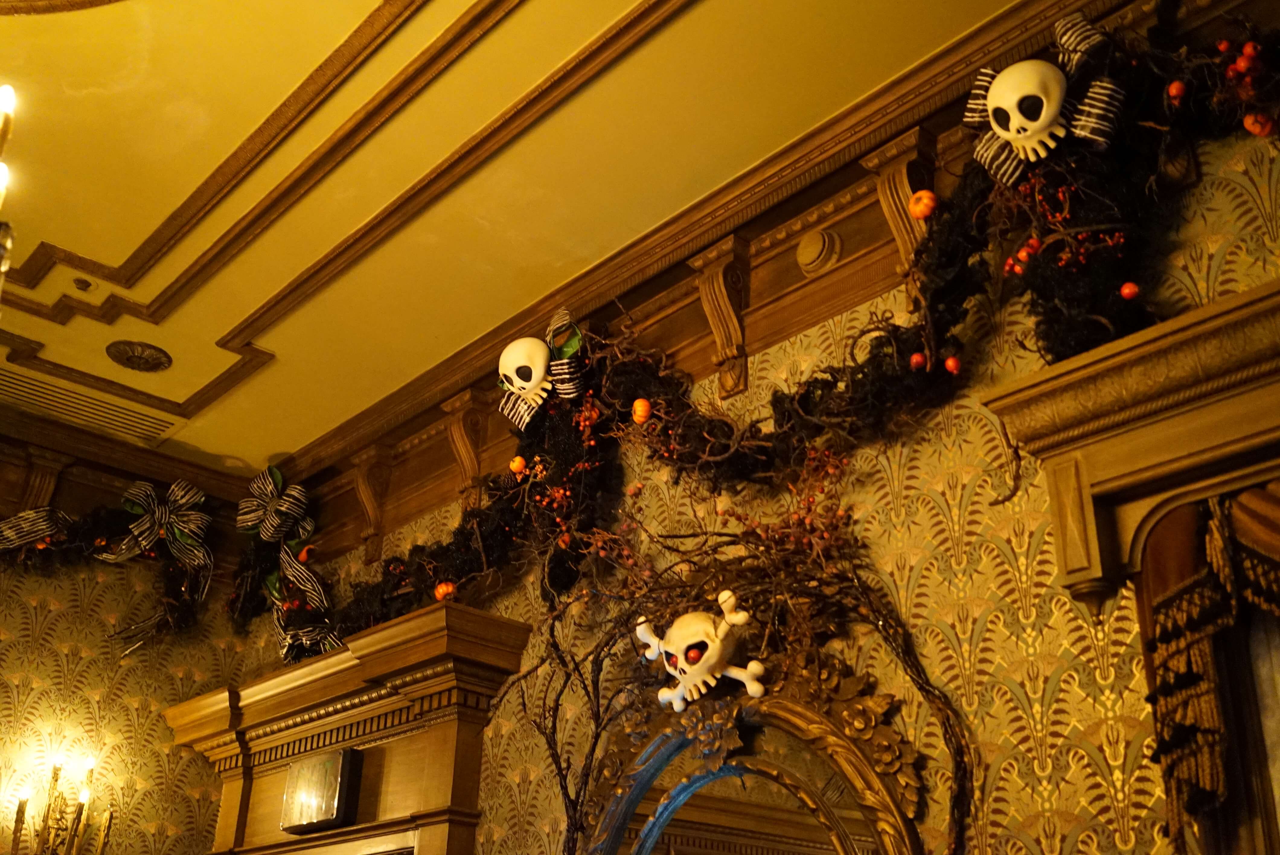 Haunted Mansion Decorated for Xmas